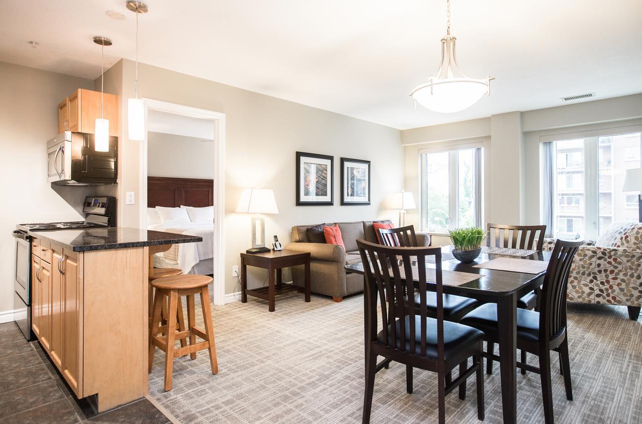 Canterra Suites Hotel Edmonton Kültér fotó