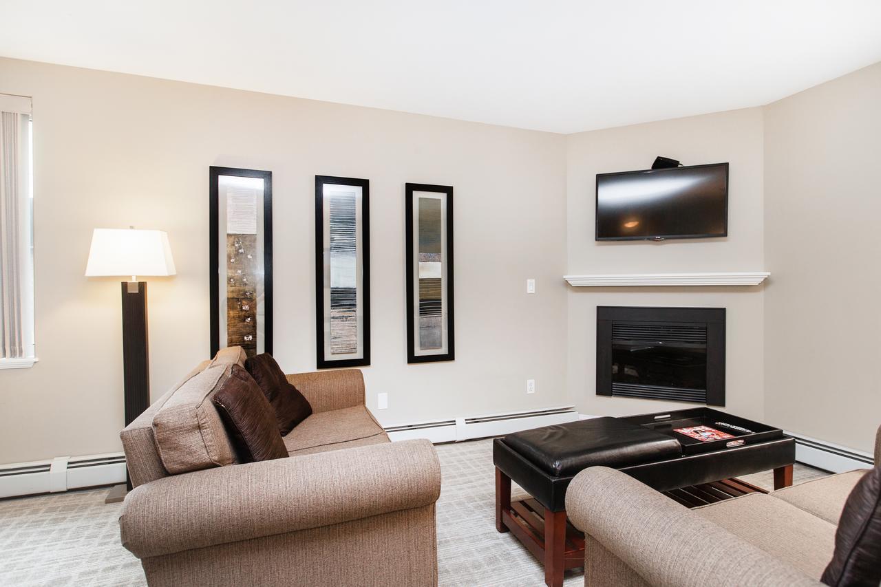 Canterra Suites Hotel Edmonton Kültér fotó