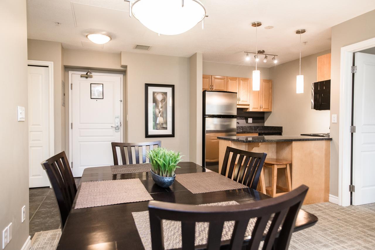 Canterra Suites Hotel Edmonton Kültér fotó