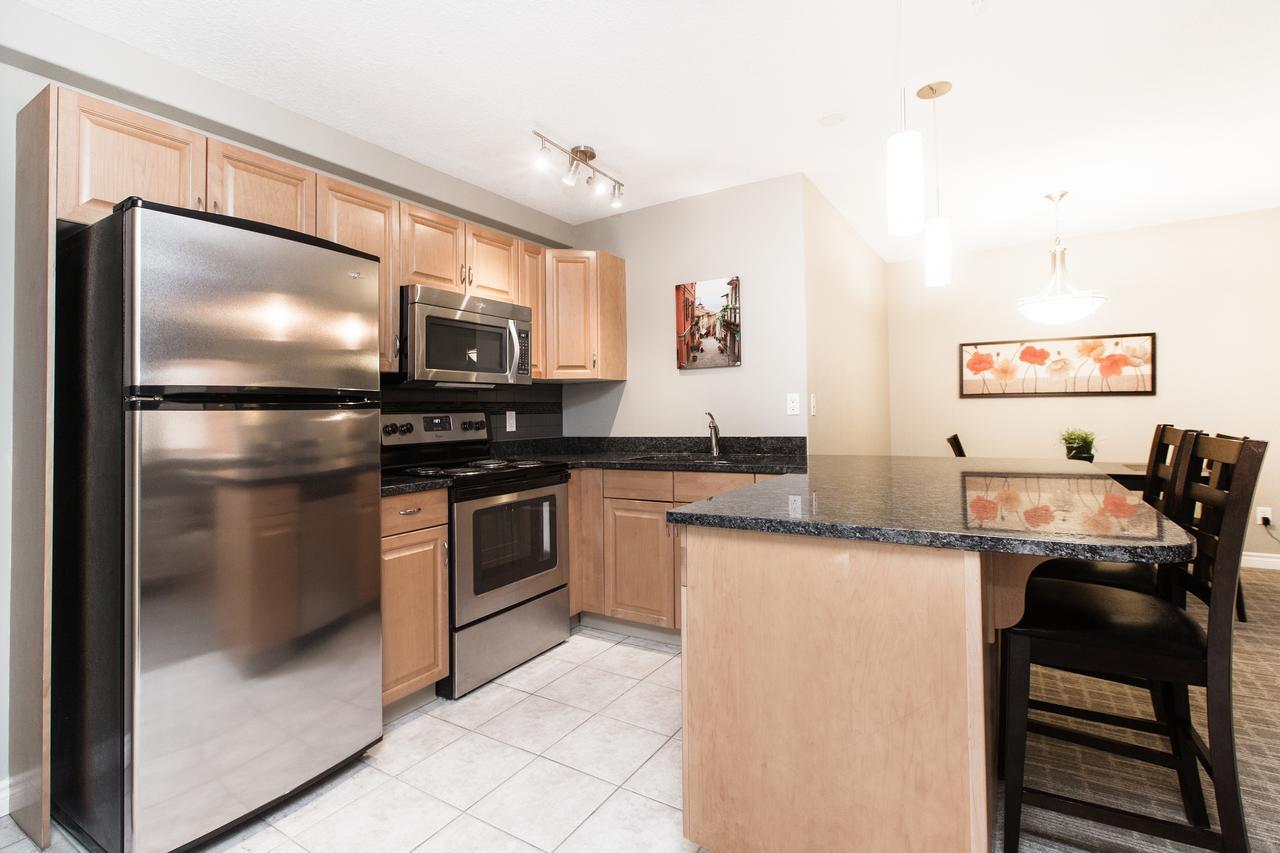 Canterra Suites Hotel Edmonton Kültér fotó